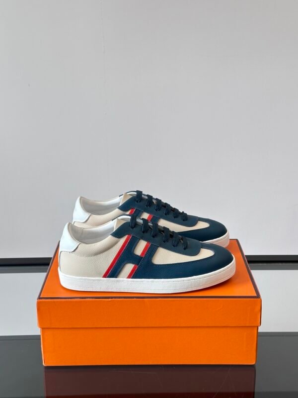 HERMES Man