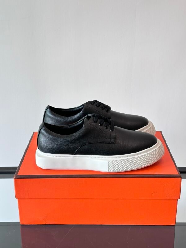 HERMES Man