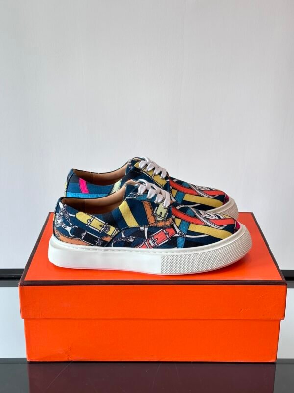 HERMES Man