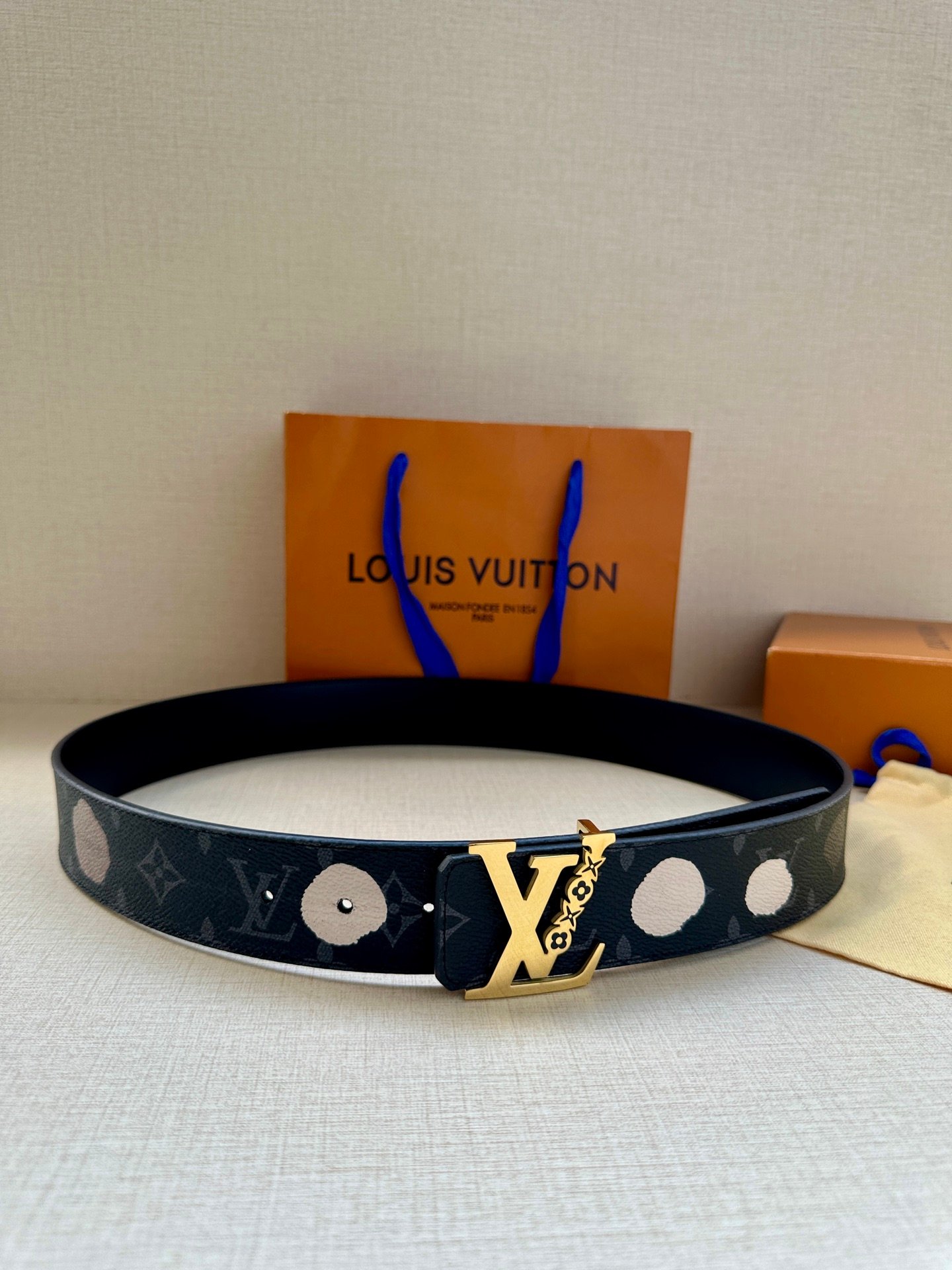 LV Belt
