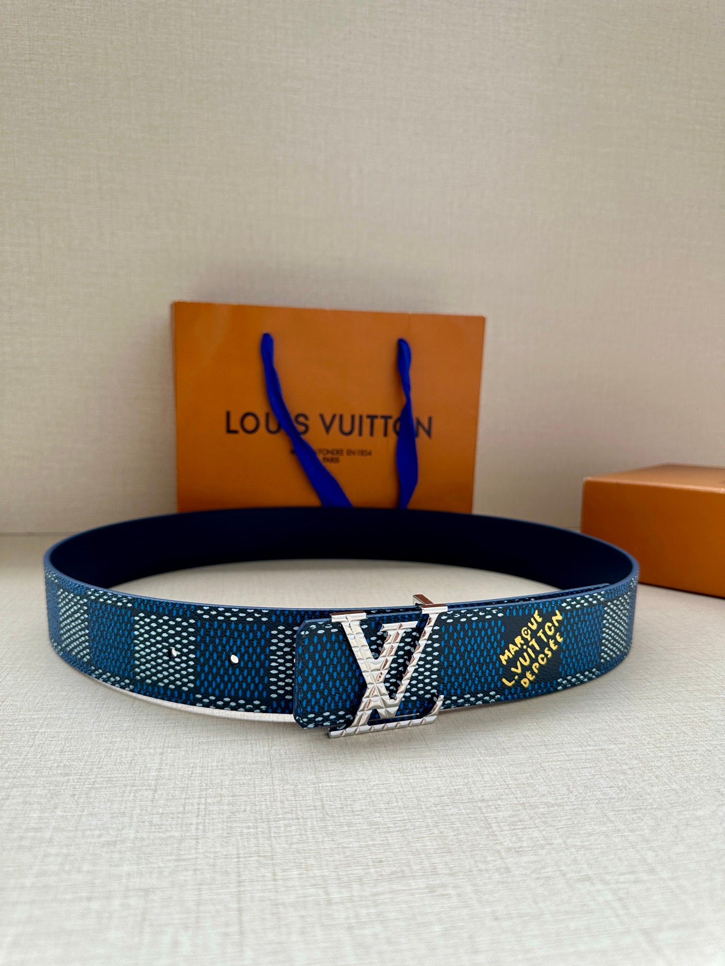 LV Belt