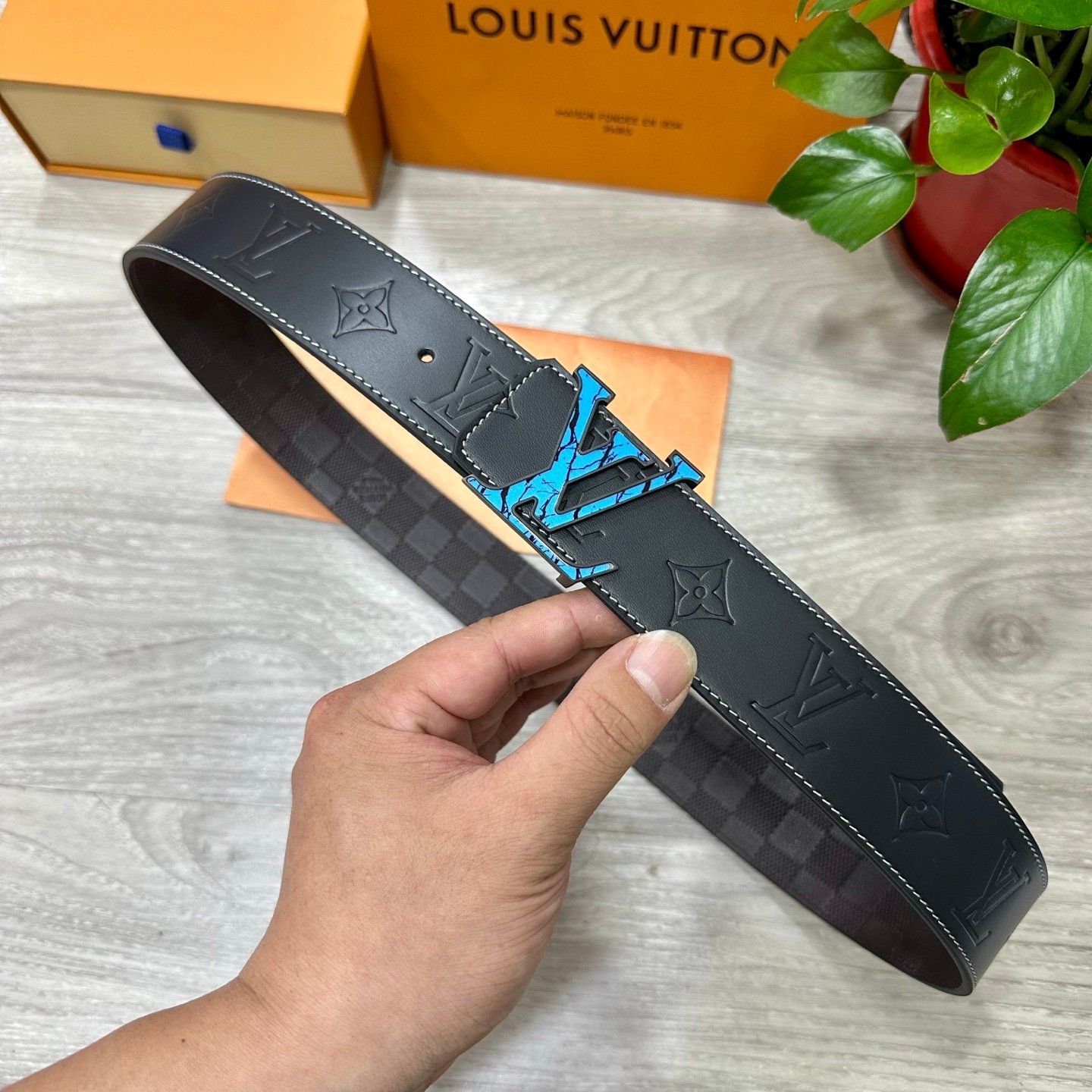LV Belt