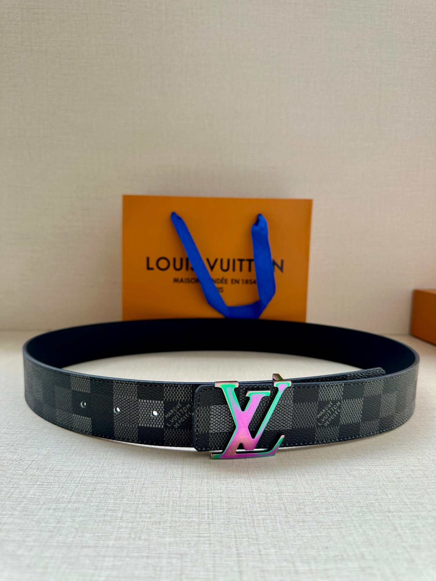 LV Belt