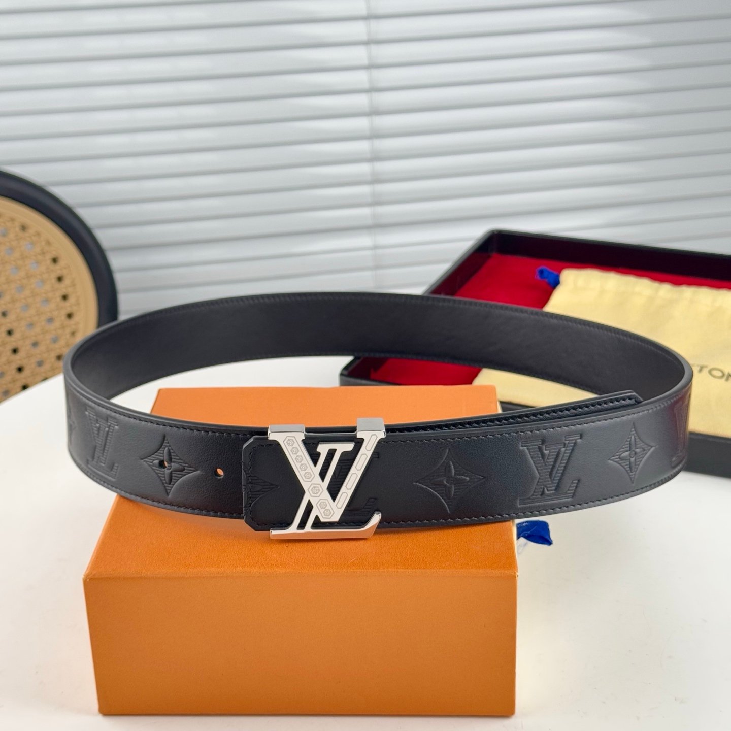 LV Belt