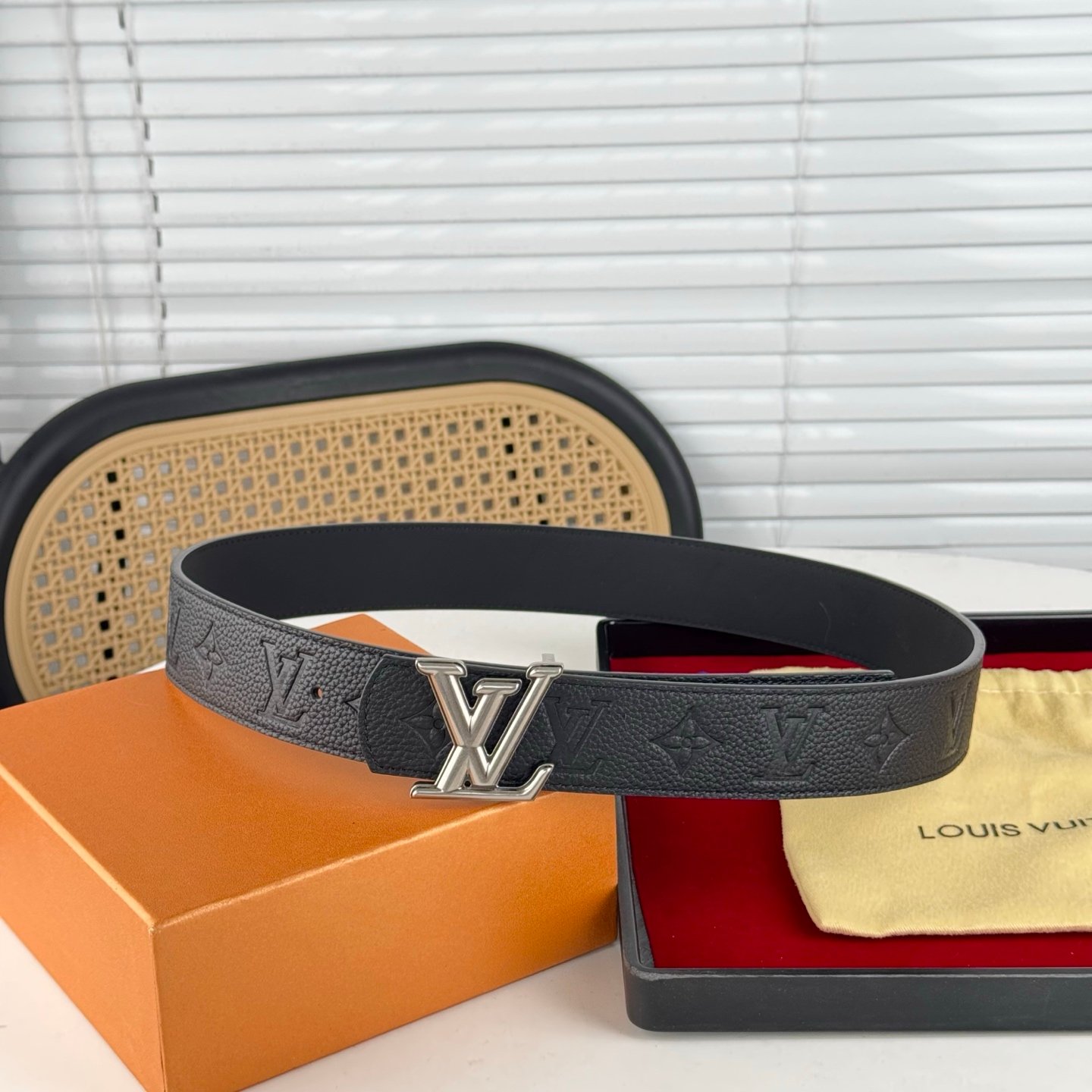 LV Belt