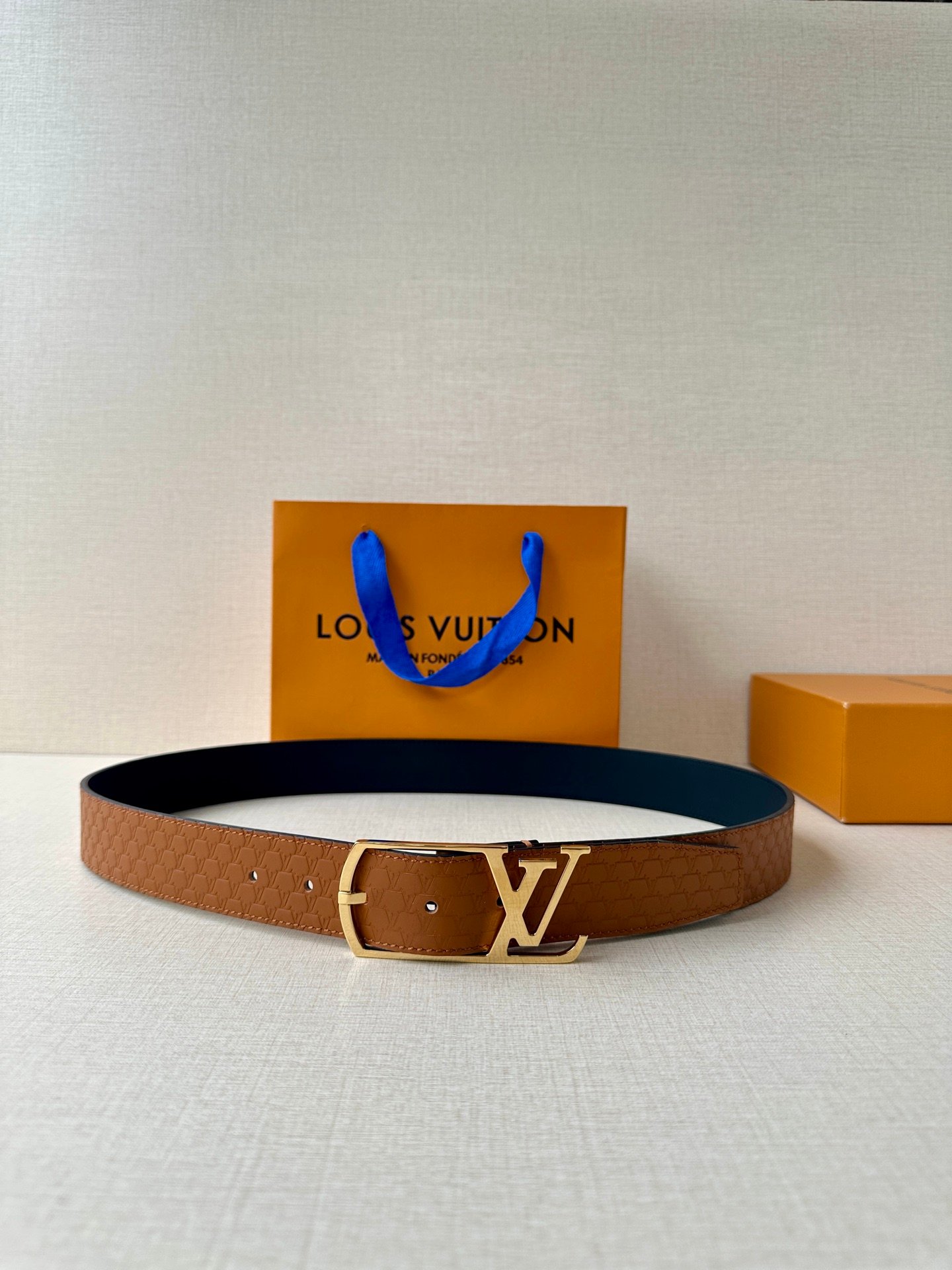 LV Belt