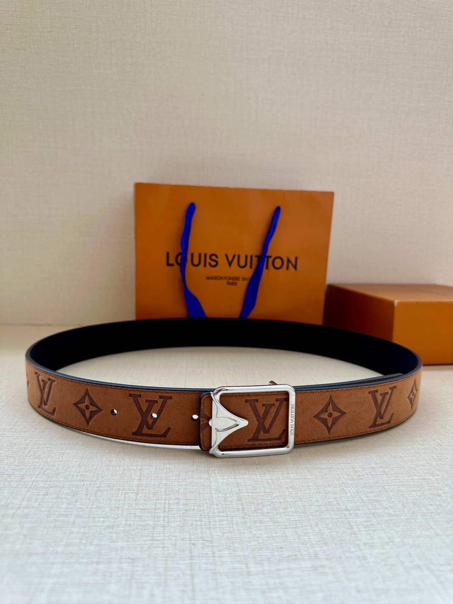 LV Belt
