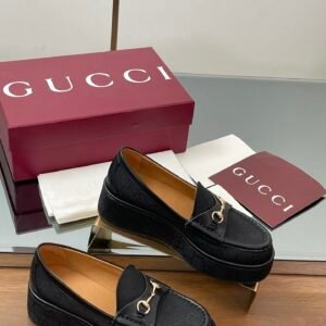 CUCCI  WOMEN
