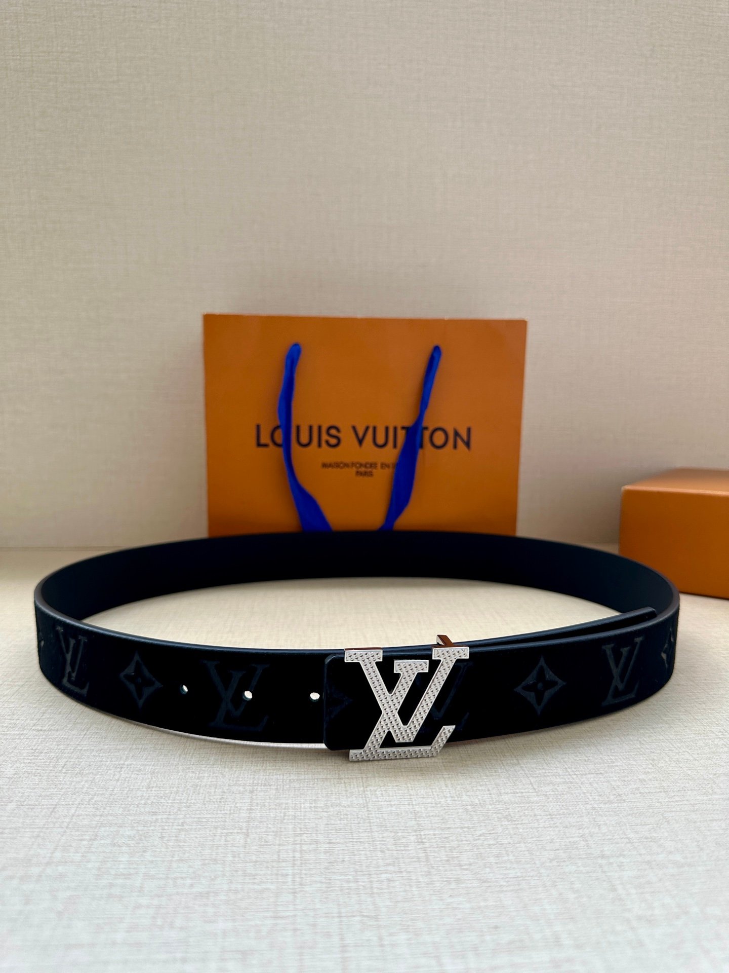 LV Belt