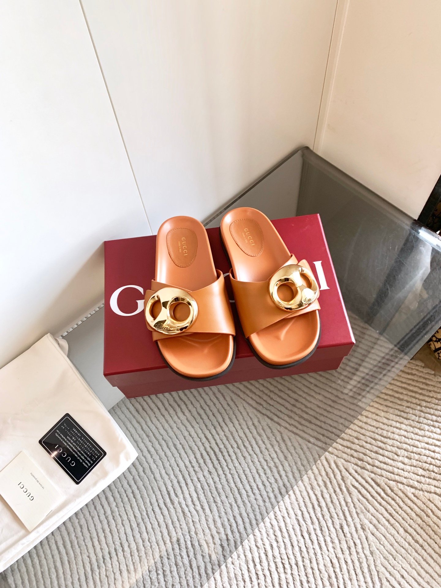 CUCCI WOMEN