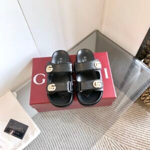 CUCCI  WOMEN