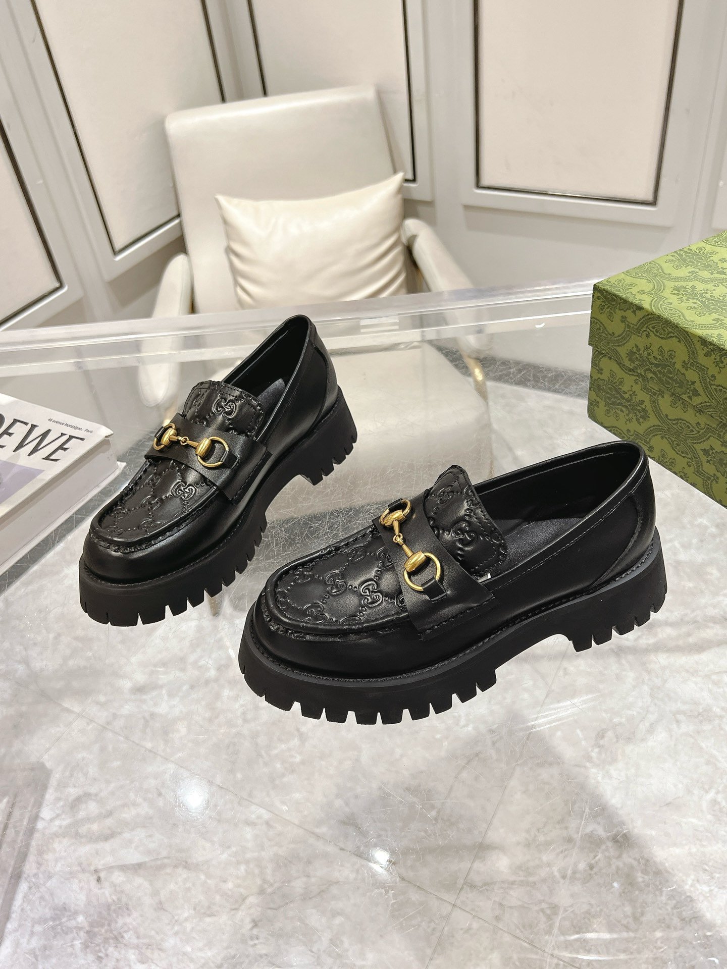 CUCCI WOMEN