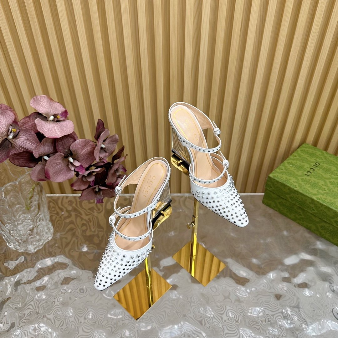 CUCCI WOMEN