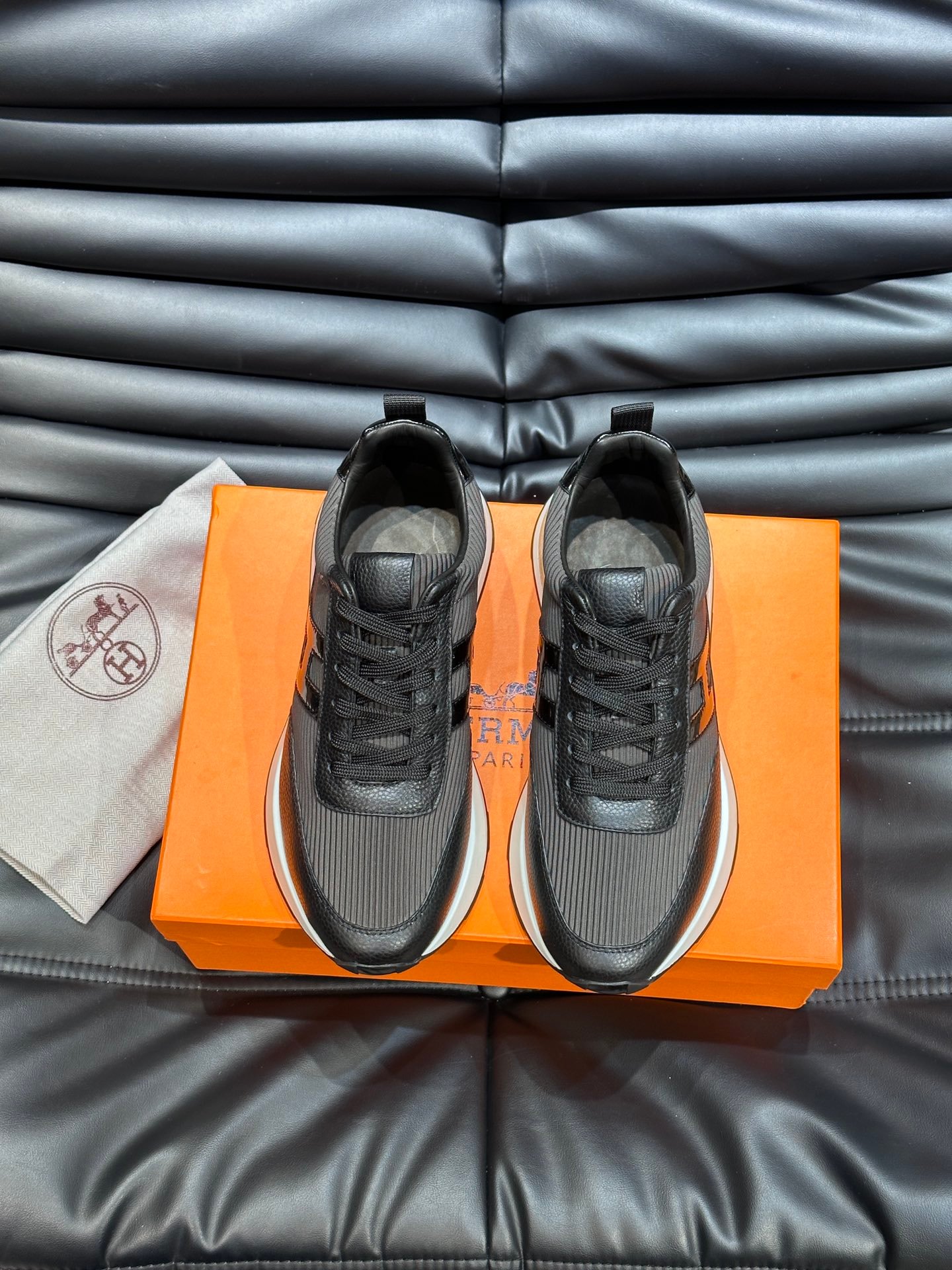 HERMES Man - Image 2