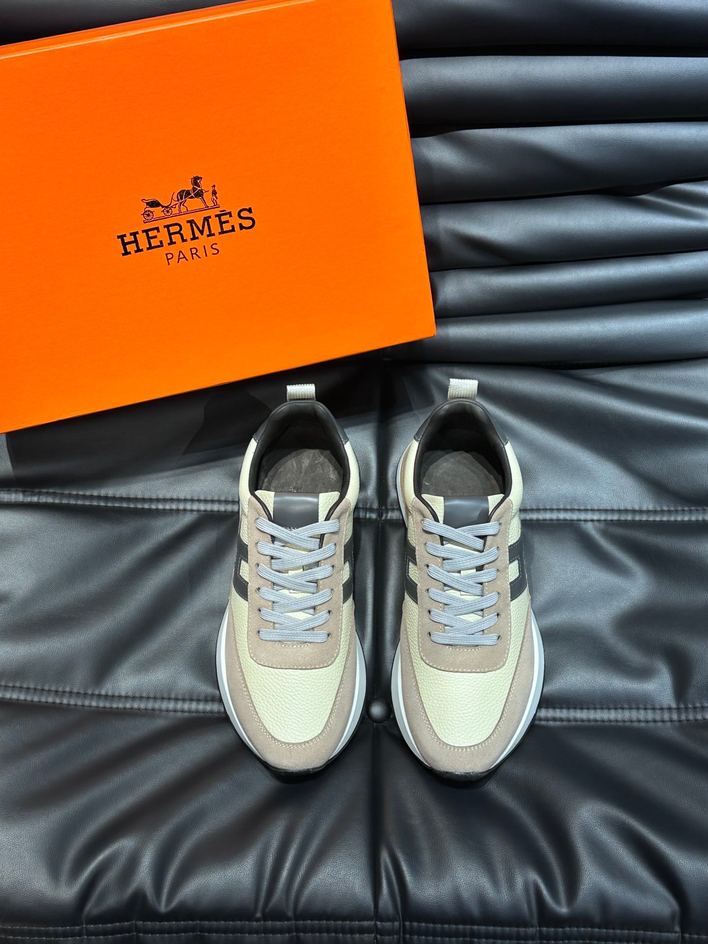 HERMES Man - Image 2