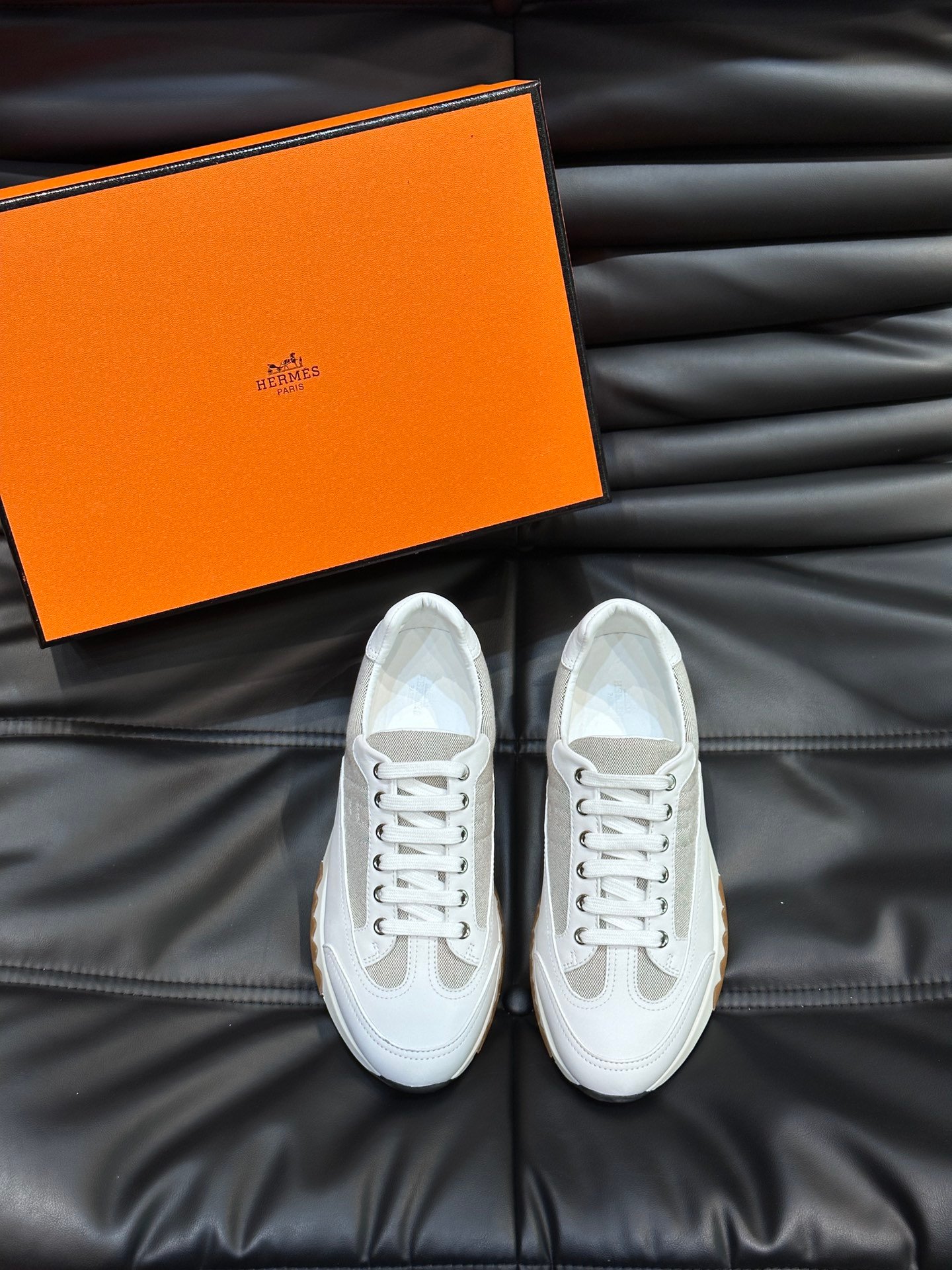 HERMES Man - Image 2