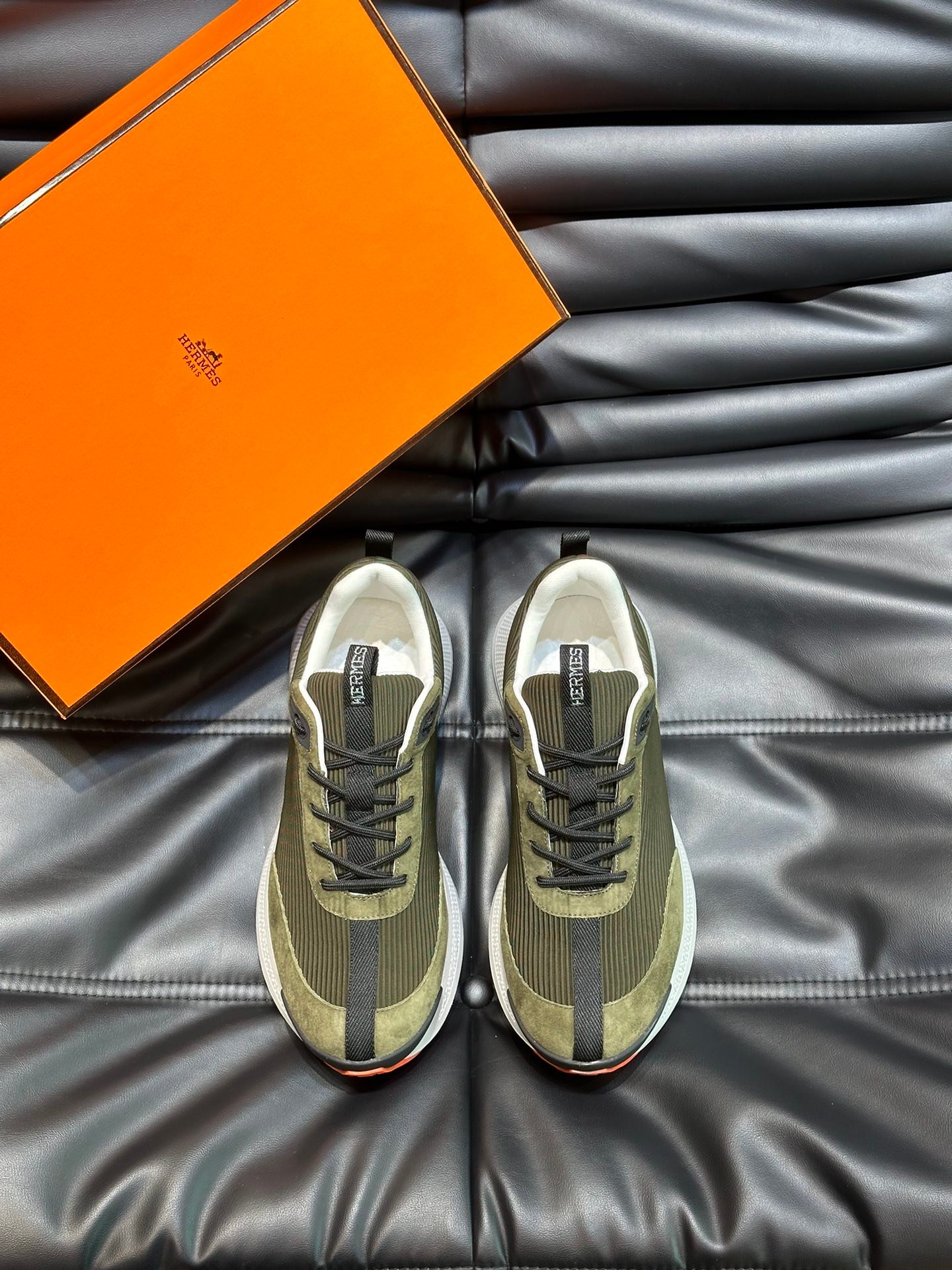 HERMES Man - Image 2