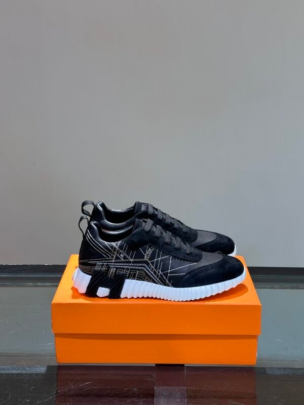 HERMES Man