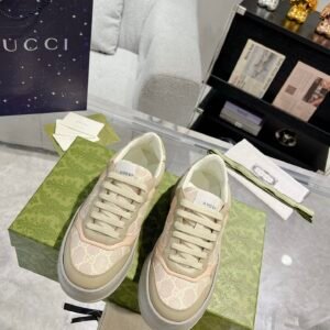 CUCCI  WOMEN
