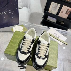 CUCCI  WOMEN