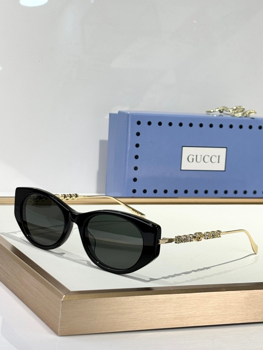 GUCCI - Image 2