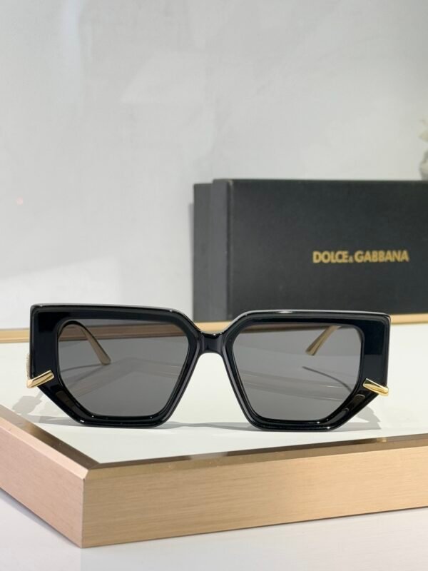 D&G