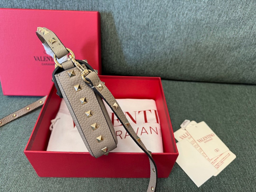 Valentino Bag - Image 7