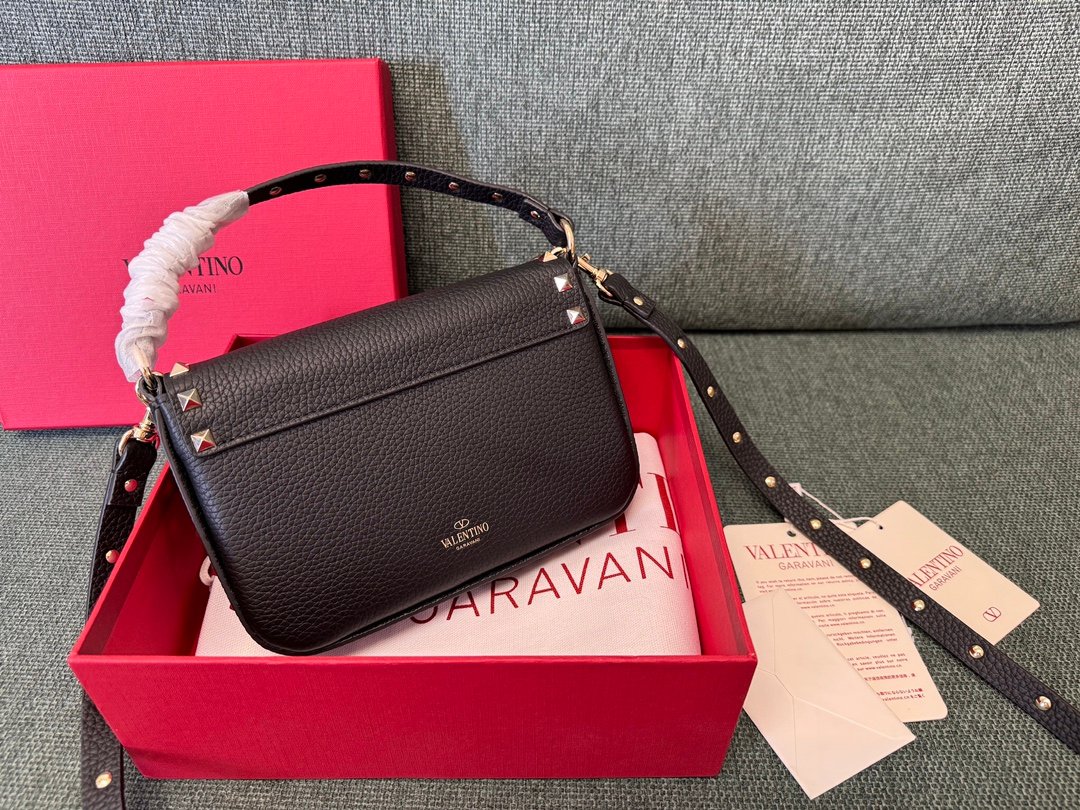 Valentino Bag - Image 7