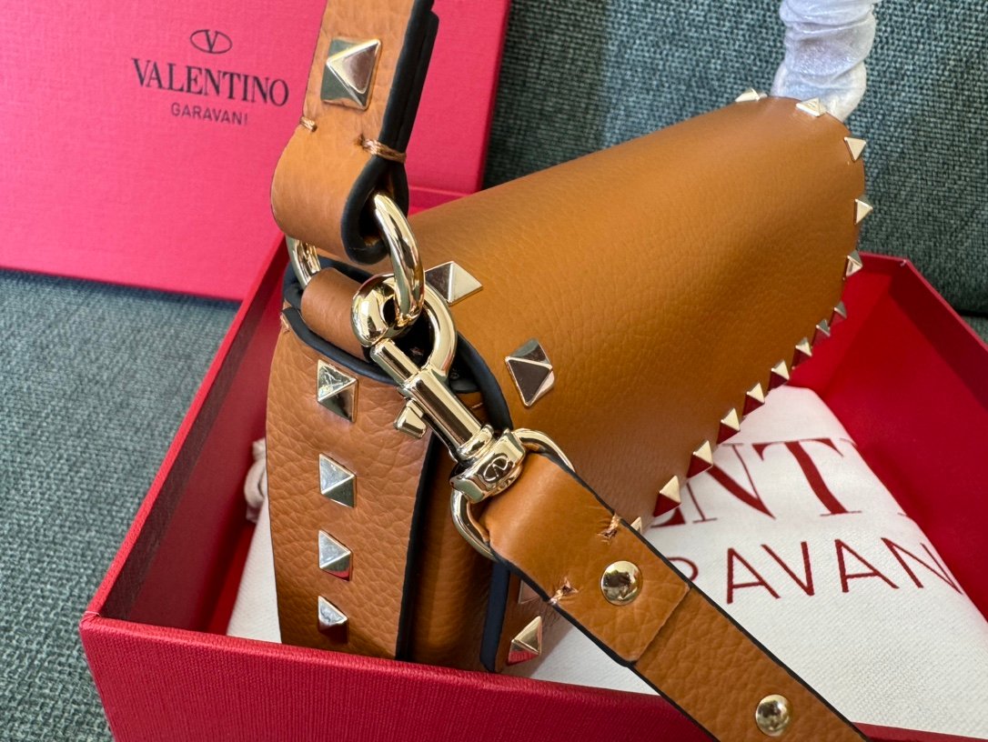 Valentino Bag - Image 7