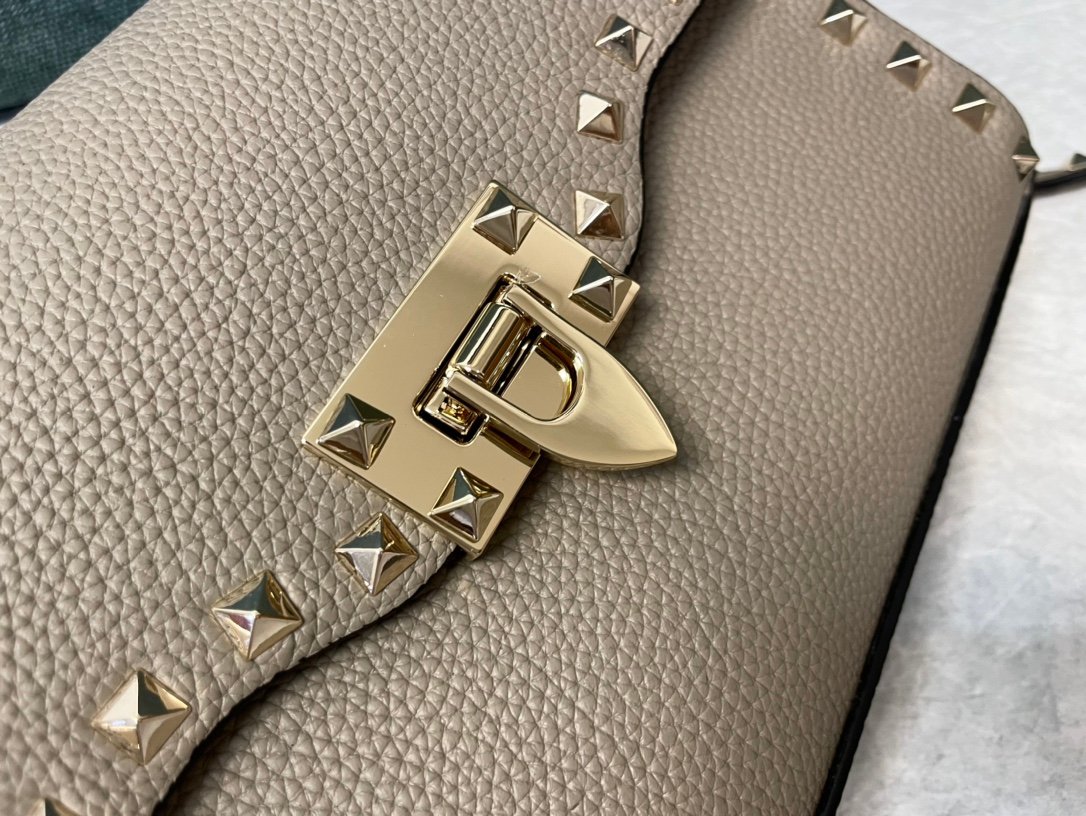 Valentino Bag - Image 7