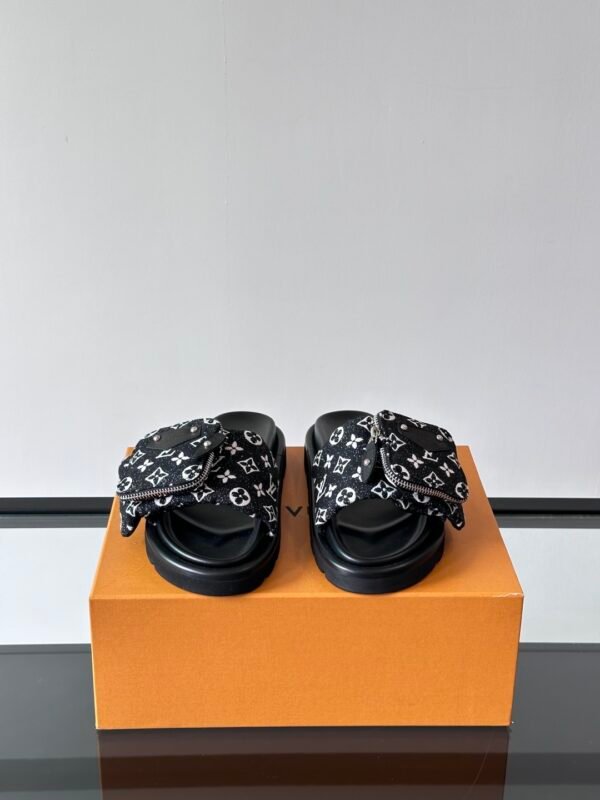 LV MAN - Image 3