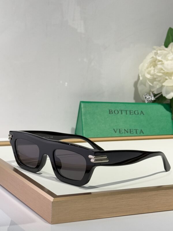 BOTTEGA  VENETA - Image 3