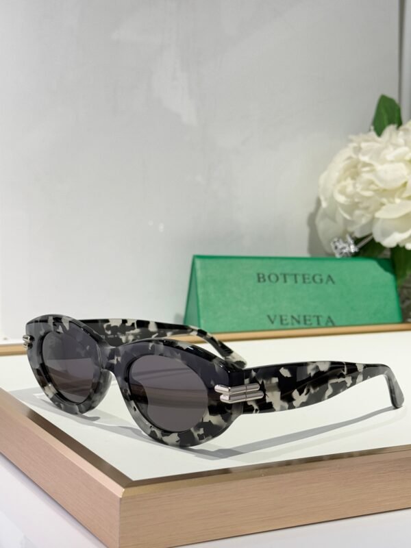 BOTTEGA  VENETA - Image 3