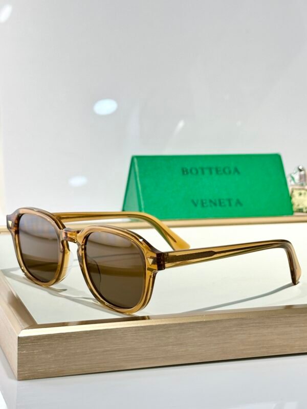 BOTTEGA  VENETA - Image 3