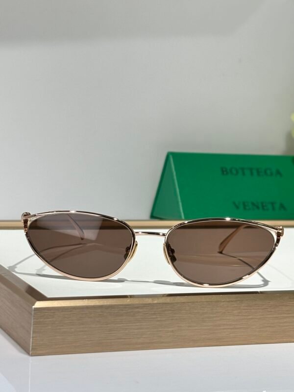 BOTTEGA  VENETA