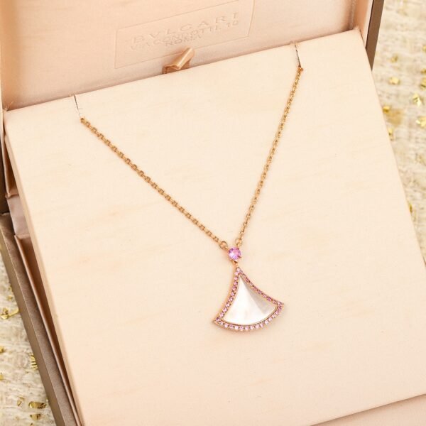 BVLGARI