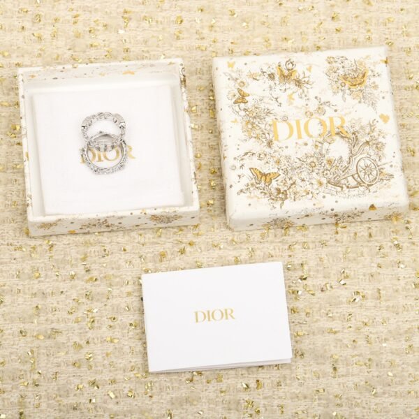 Dior - Image 3