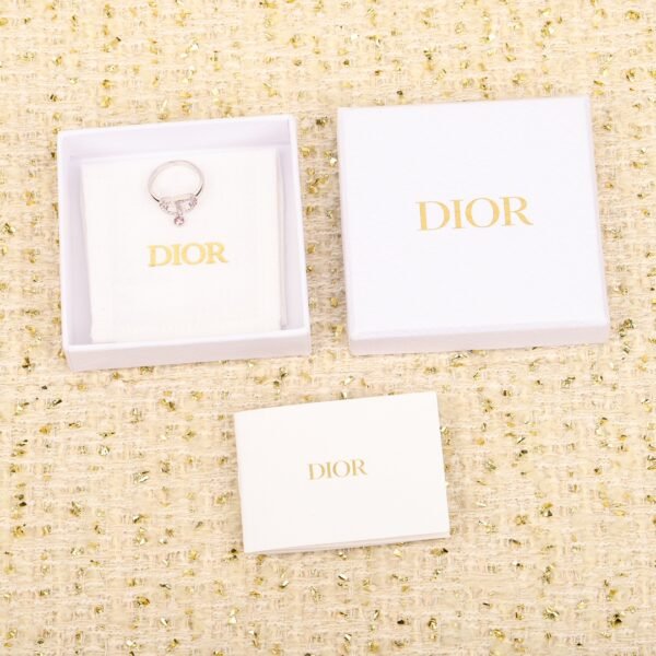 Dior - Image 3