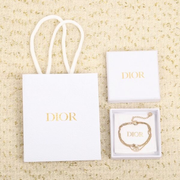 Dior - Image 3