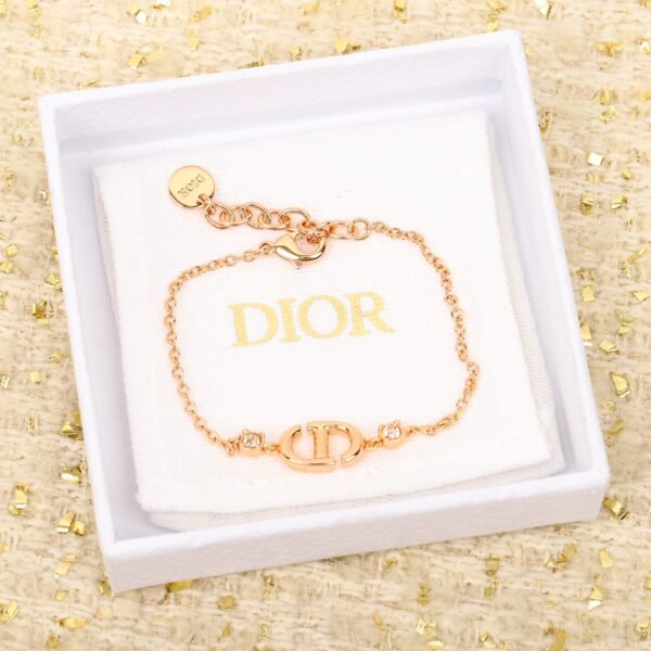 Dior - Image 3