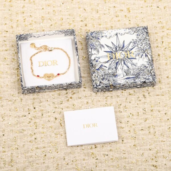 Dior - Image 3