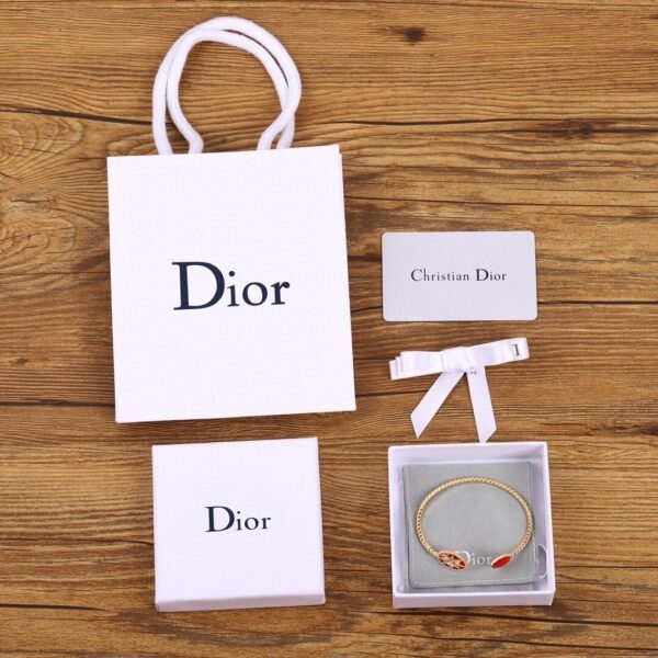 Dior - Image 3