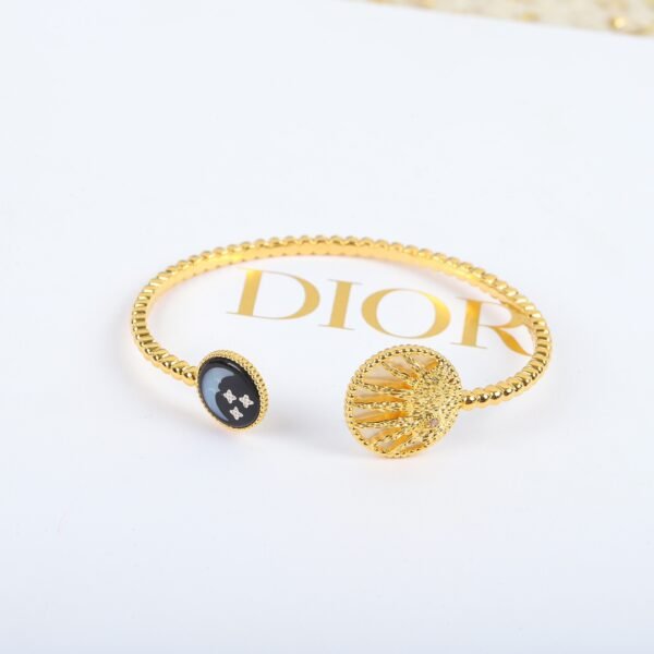Dior - Image 3