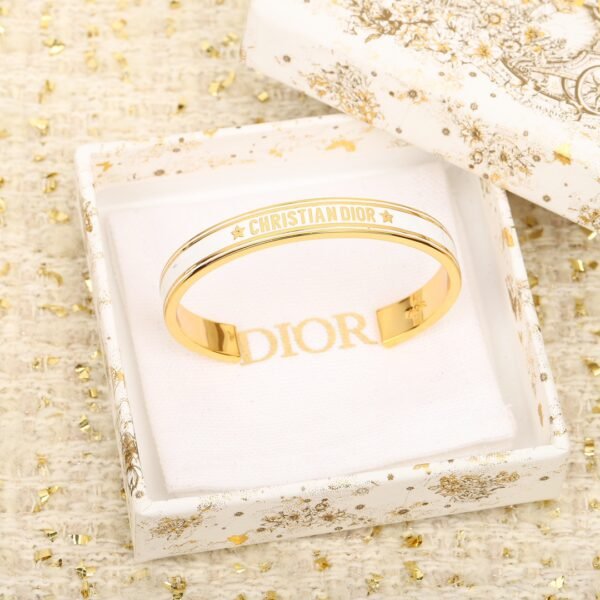 Dior - Image 3