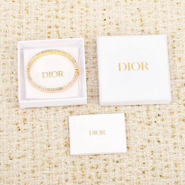 Dior - Image 3