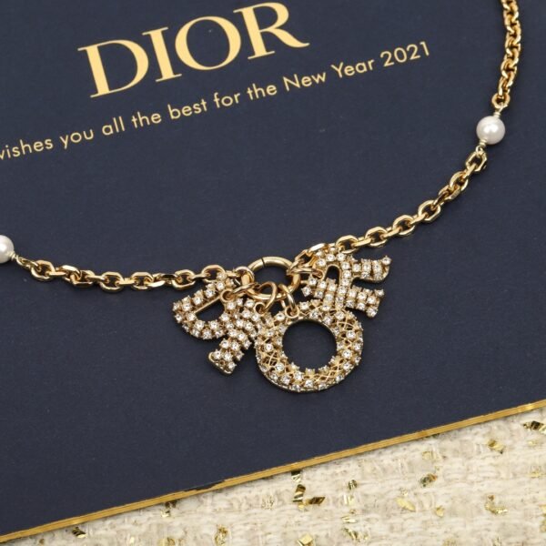 Dior - Image 3