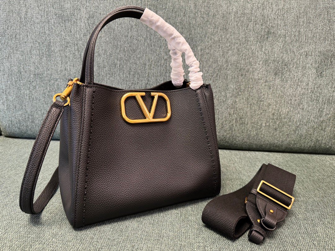 Valentino Bag - Image 3