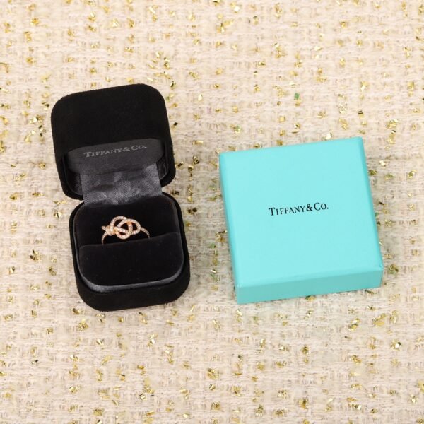 TIFFANY - Image 3