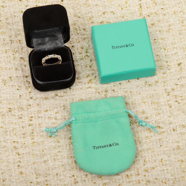 TIFFANY - Image 3
