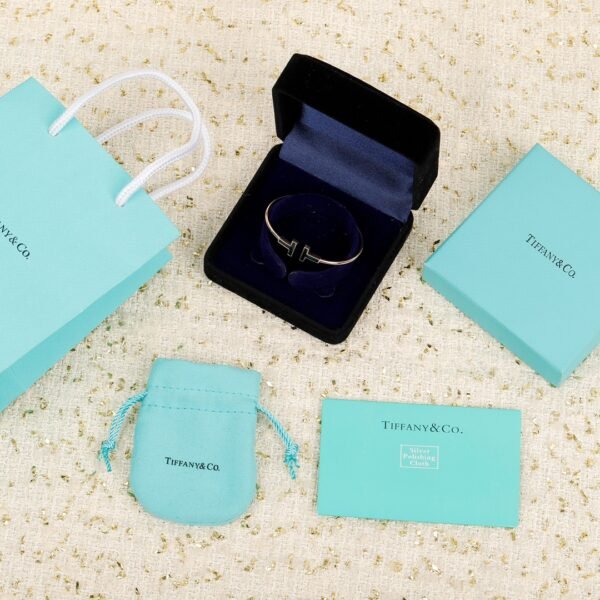 TIFFANY - Image 3